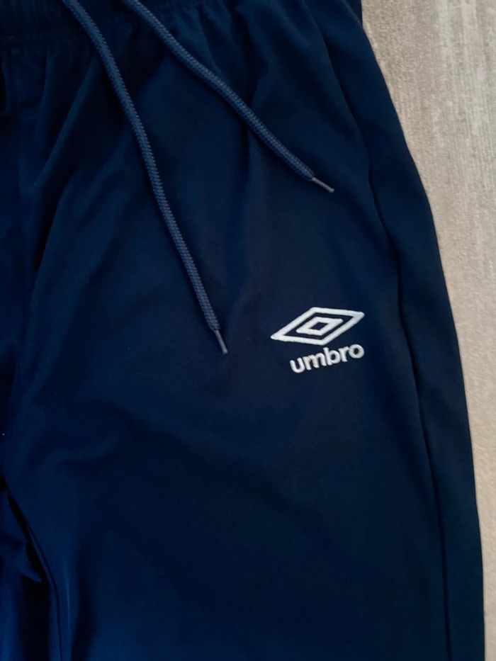 Jogging umbro - photo numéro 2