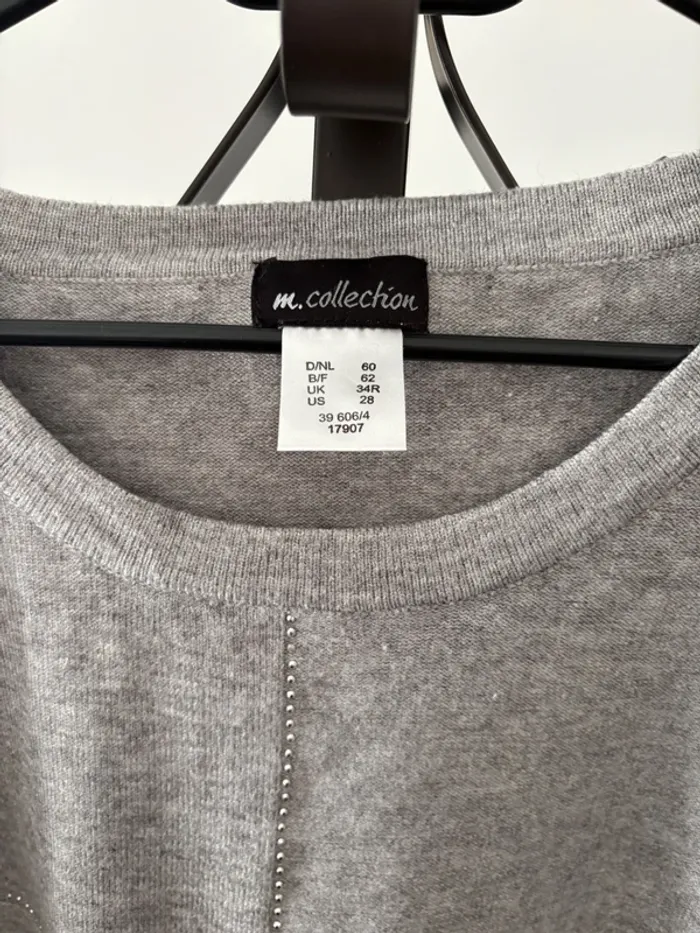 Pull gris  Taille 62 - photo numéro 3