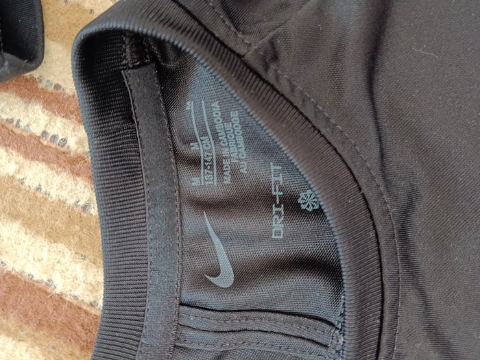 Ensemble Nike Dri fit 10/11 ans - photo numéro 5