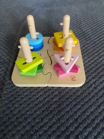 Jeu forme couleur bois