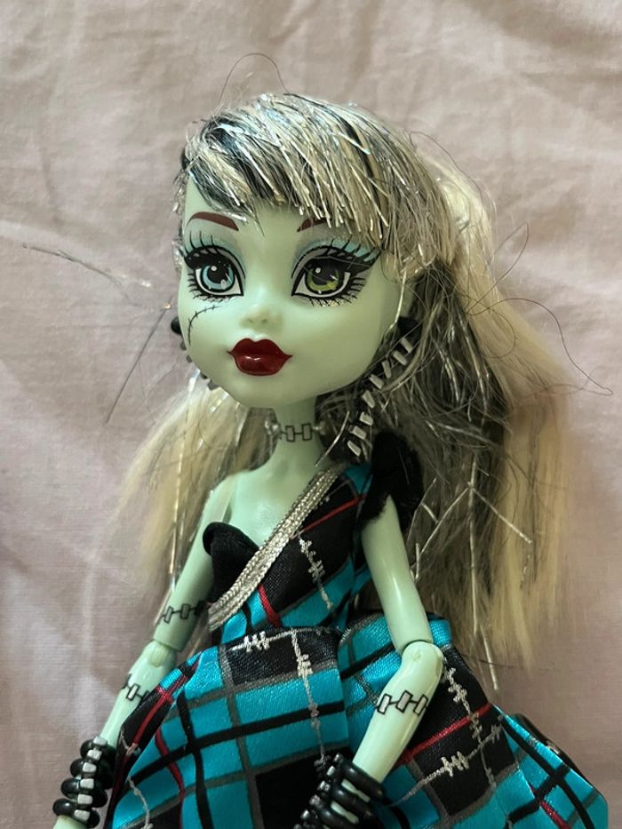 Monster High Sweet 1600  Frankie Stein - photo numéro 2