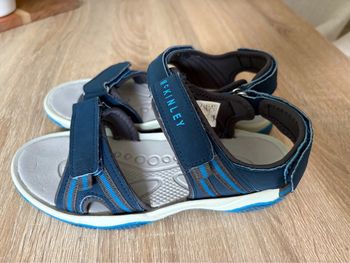 Sandales taille 36 McKinley
