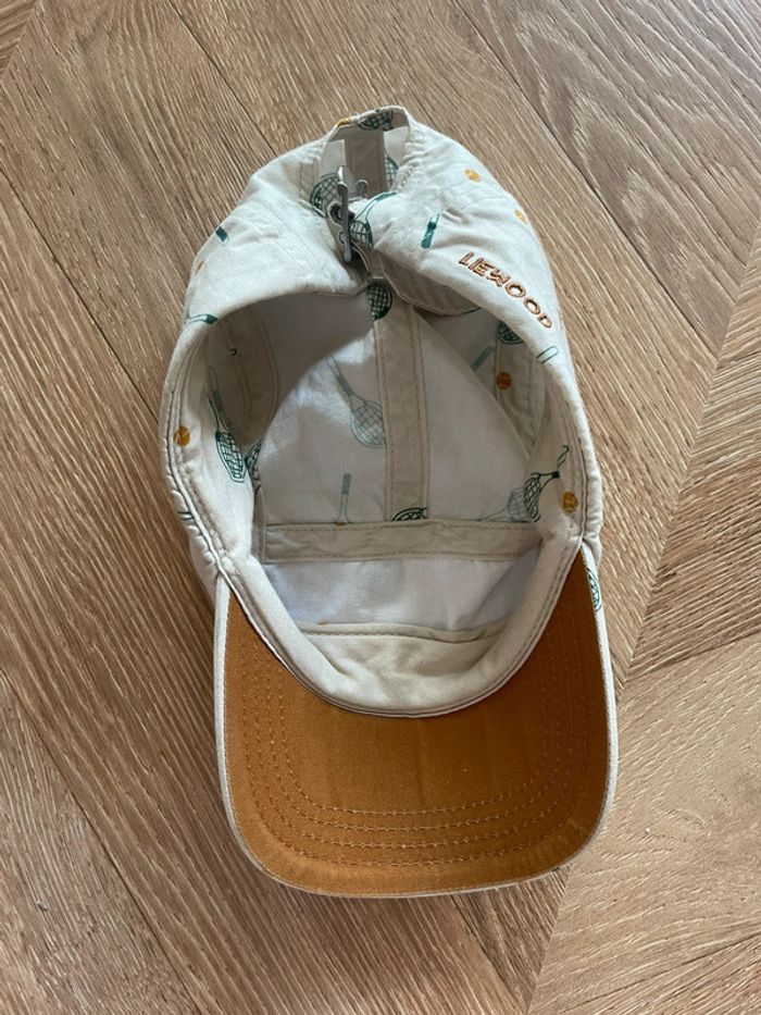 Casquette - photo numéro 2