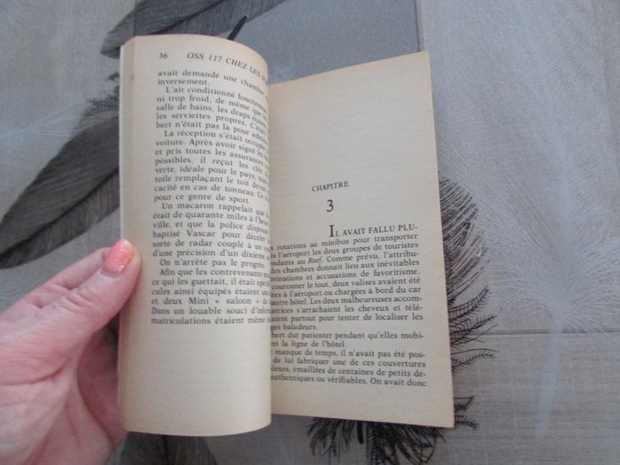 Livre OSS 117 chez les Sorciers - photo numéro 4