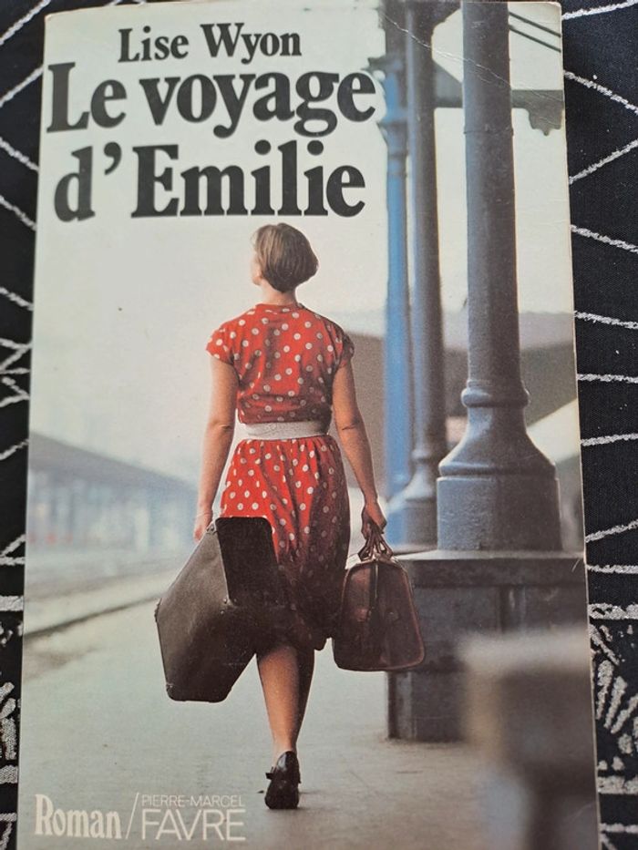 Livre Le Voyage d'Emilie, Lise Wyon