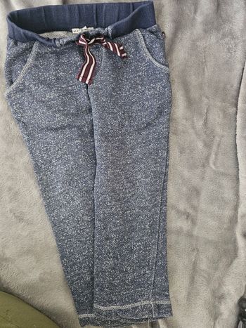 Pantalon.