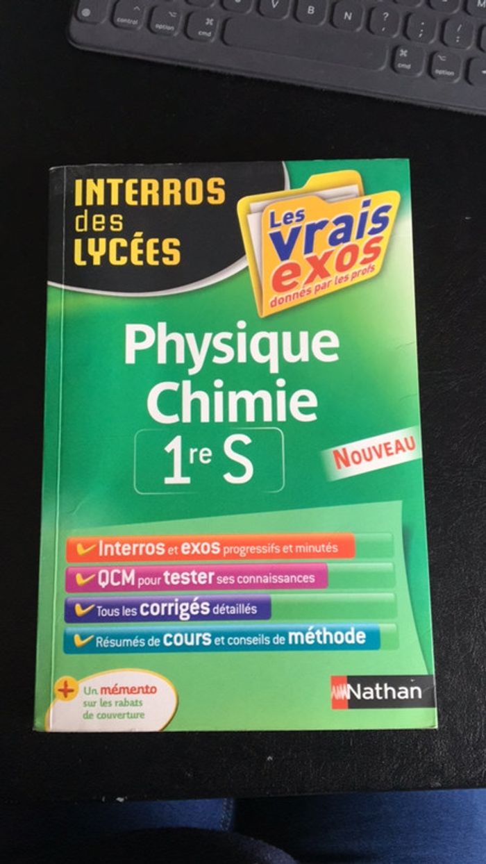 Livre de révision physique chimie 1ereS