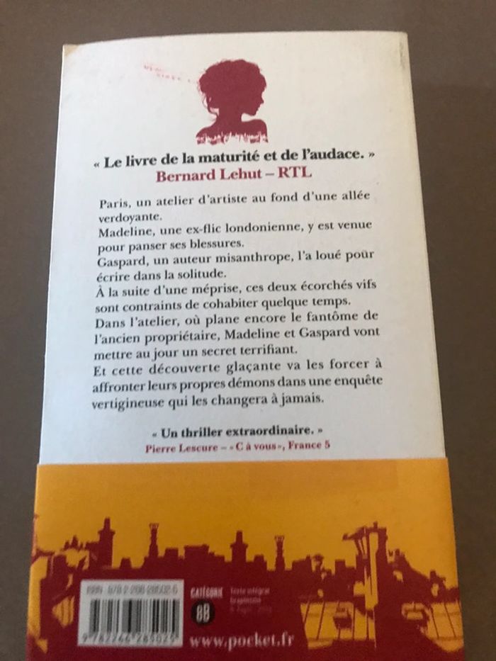 Livre Un appartement à Paris - photo numéro 2