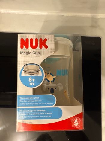 Magic cup 