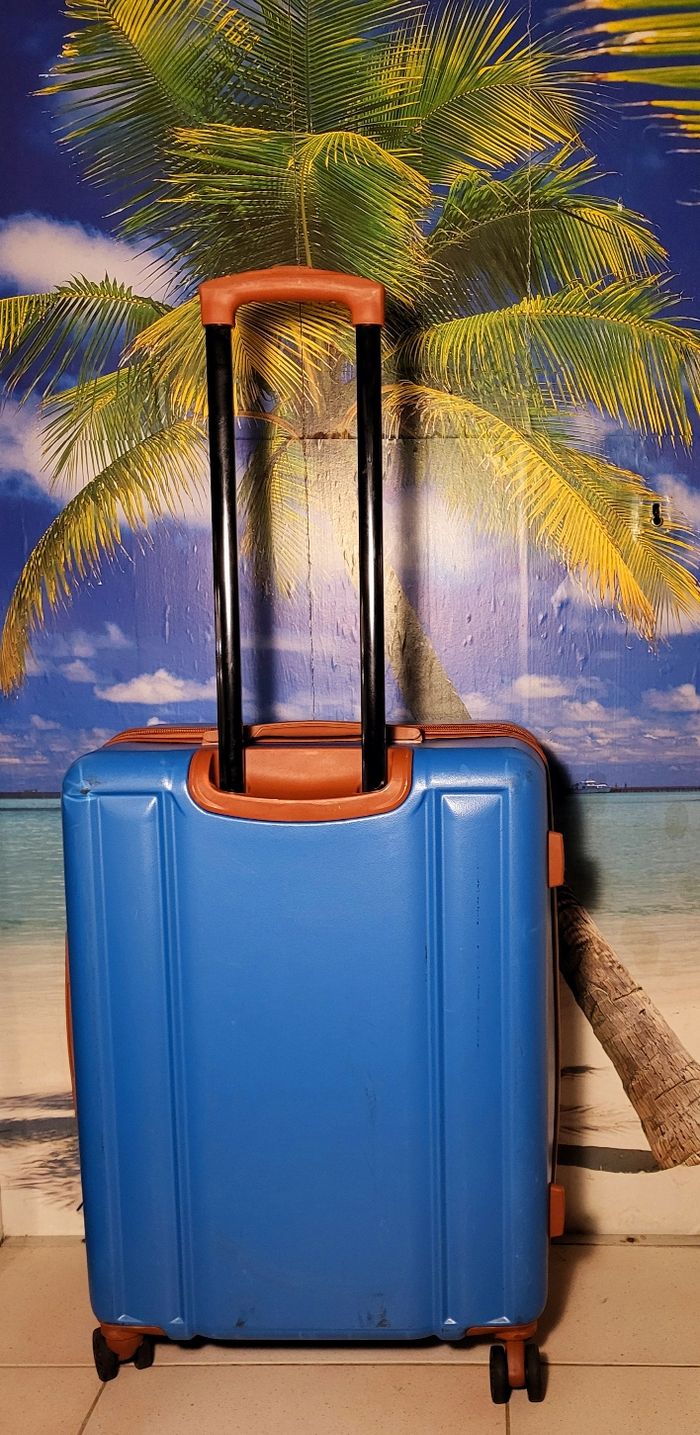 Valise - photo numéro 2