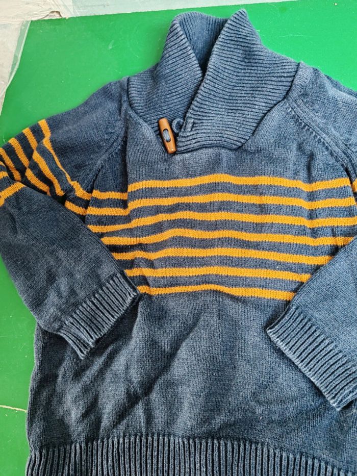 Lot de 2 gilet et 1 pull 23 mois - photo numéro 5
