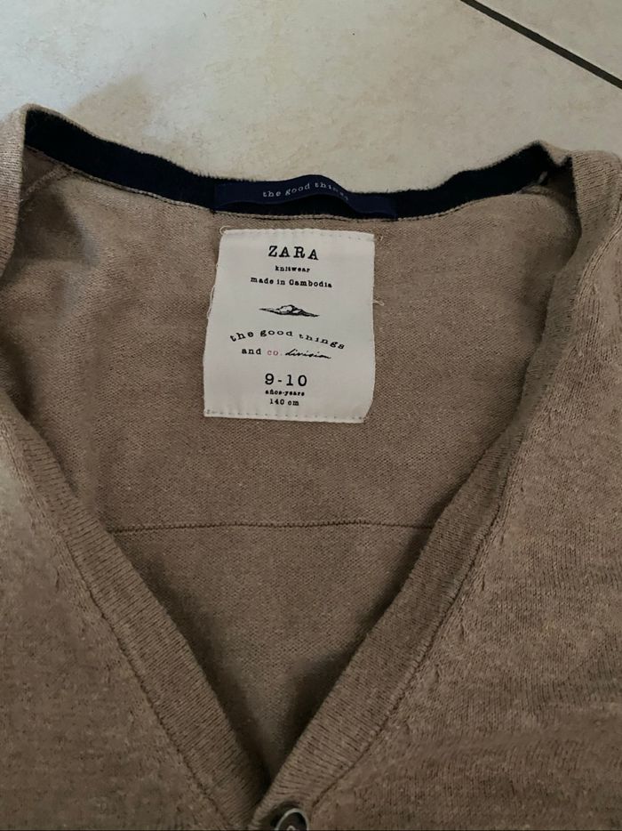 Gilet Zara   Fille 10 ans - photo numéro 2