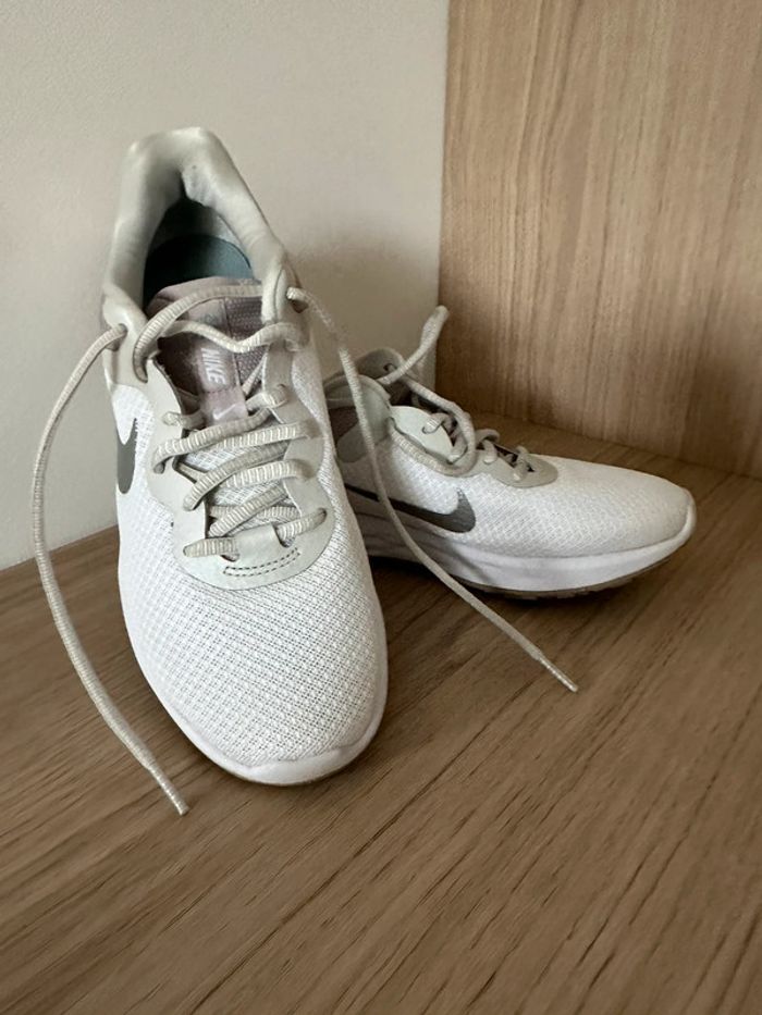 Basket sport taille 38.5