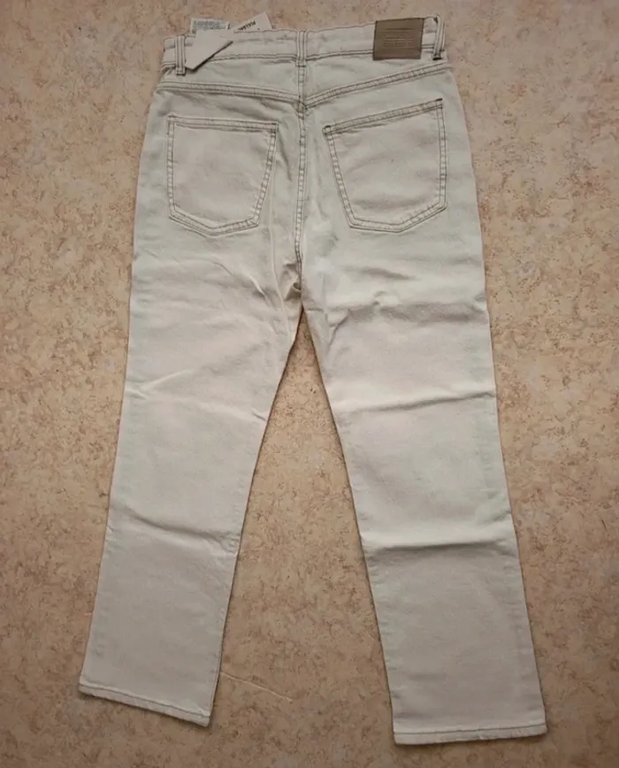 Jean blanc droit - photo numéro 2