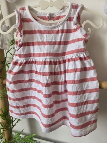 Robe bébé