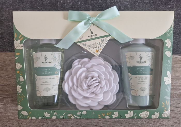 Coffret de bain neuf