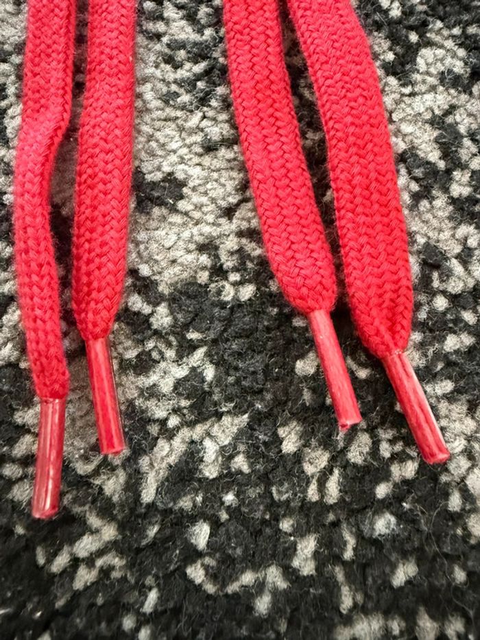 Lot de deux paires de lacets rouge et rose - photo numéro 3