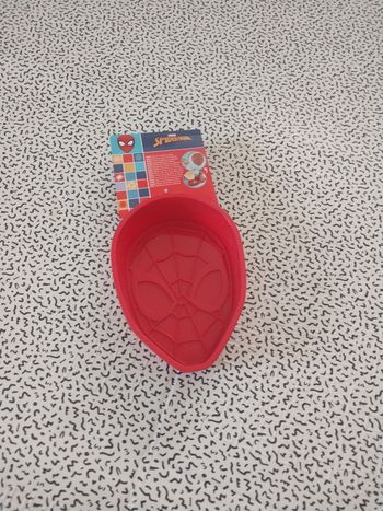 moule gâteau silicone spider-man marvel 17x12 cm – pâtisserie enfant – neuf