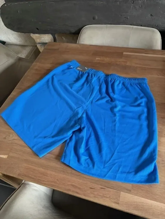 short de football puma bleu taille XL - photo numéro 4