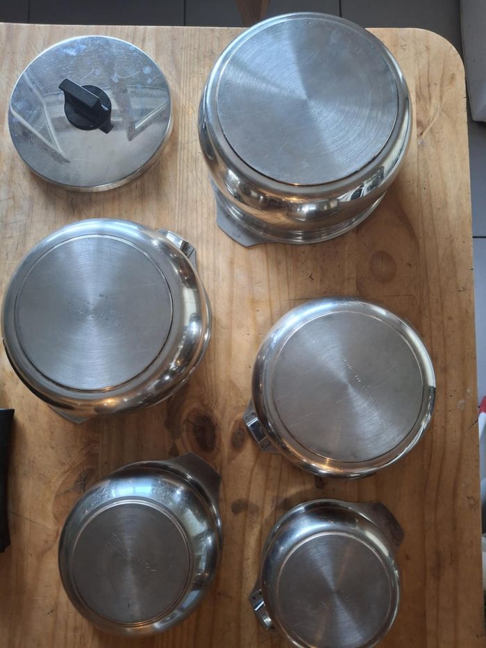Batterie casseroles en inox 18/10 et cuivre Letang et Rémy en très bon état - photo numéro 4