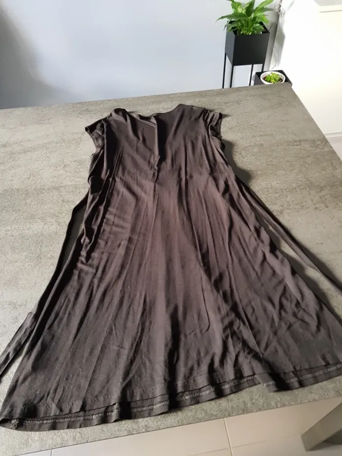 Robe noir Kiabi 42/44 - photo numéro 6