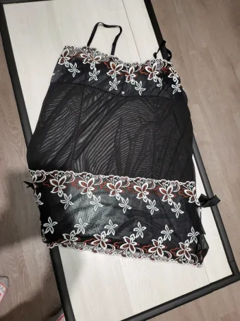 Nuisette taille 48/50