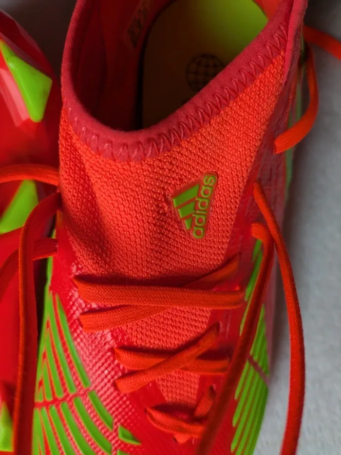 Crampons de foot adidas t42 - photo numéro 8