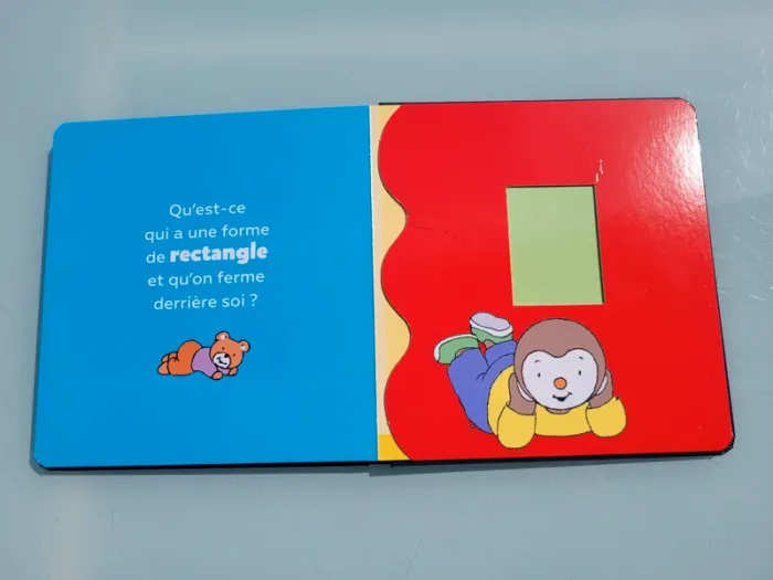 Très beau livre 🔵 T'choupi Devine les formes 🟥 avec volets à déplier - photo numéro 9