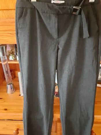 Pantalon Camaieu taille M. Tbe