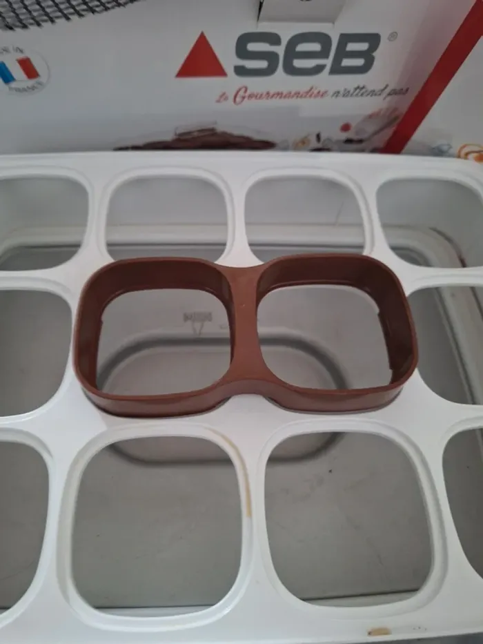 Yaourtière 12 pots avec pots et gourdes - photo numéro 6