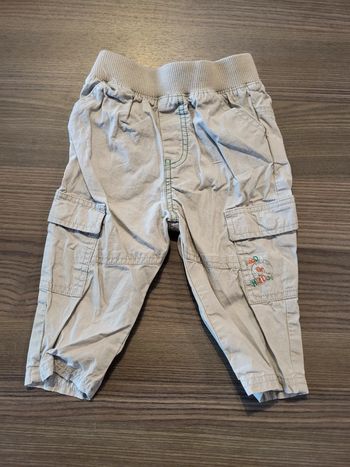 Pantalon taille 6 mois (67 cm)