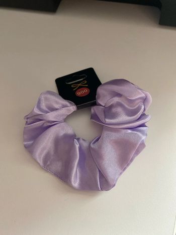 Chouchou matière satinée lilas