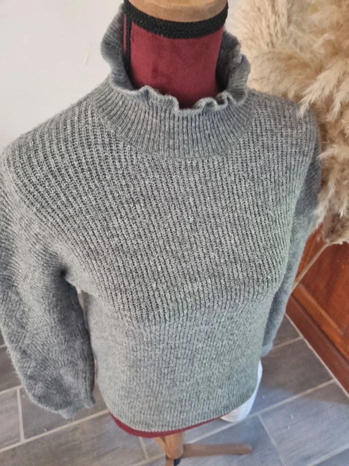 Pull femme 🚺 34/36 - photo numéro 2