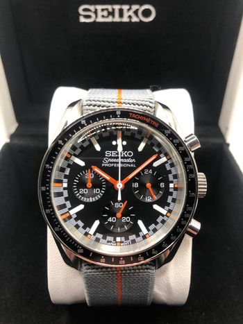 Montre Seiko Speedmaster Racing 2 chronographe Tachymètre 