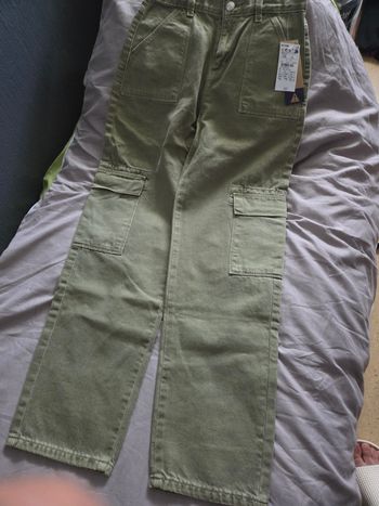 Pantalon Cargo Kiabi NEUF AVEC ÉTIQUETTE - 12 ans