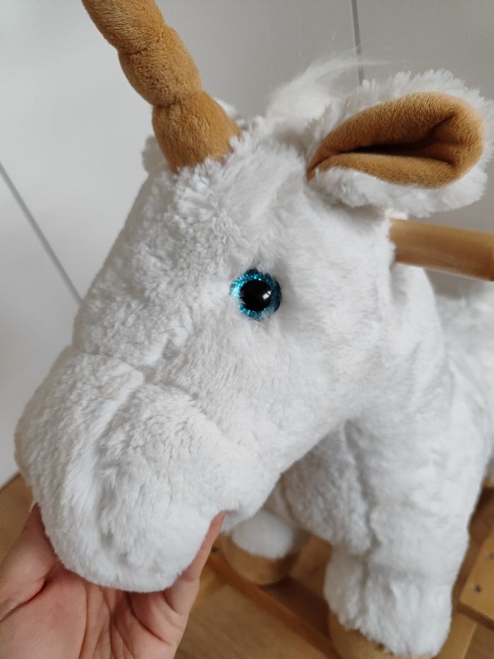 Licorne a bascule - photo numéro 9