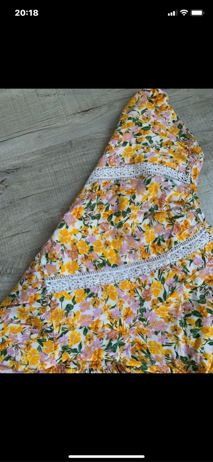 Robe fleurie courte - photo numéro 3