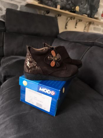 Chaussures mod8 neuves