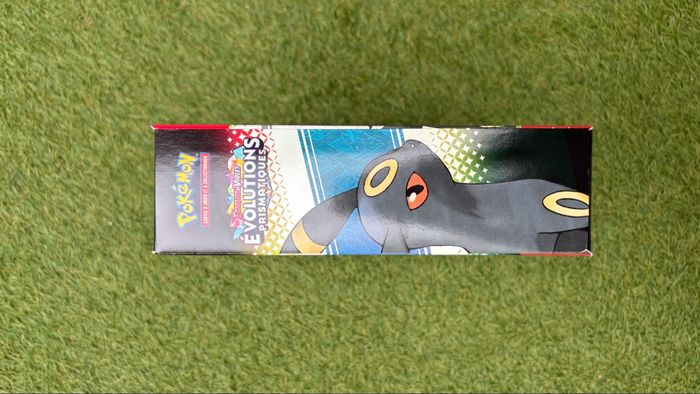 Coffret Pokémon écarlate et violet évolution prismatique ev8.5 collection figurine noctali mentali - photo numéro 8