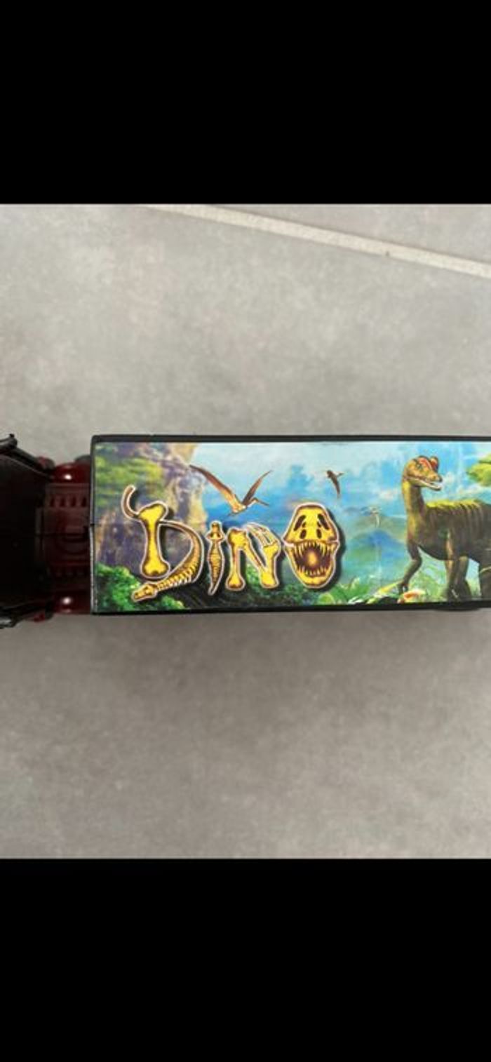Camion dinosaure - photo numéro 8