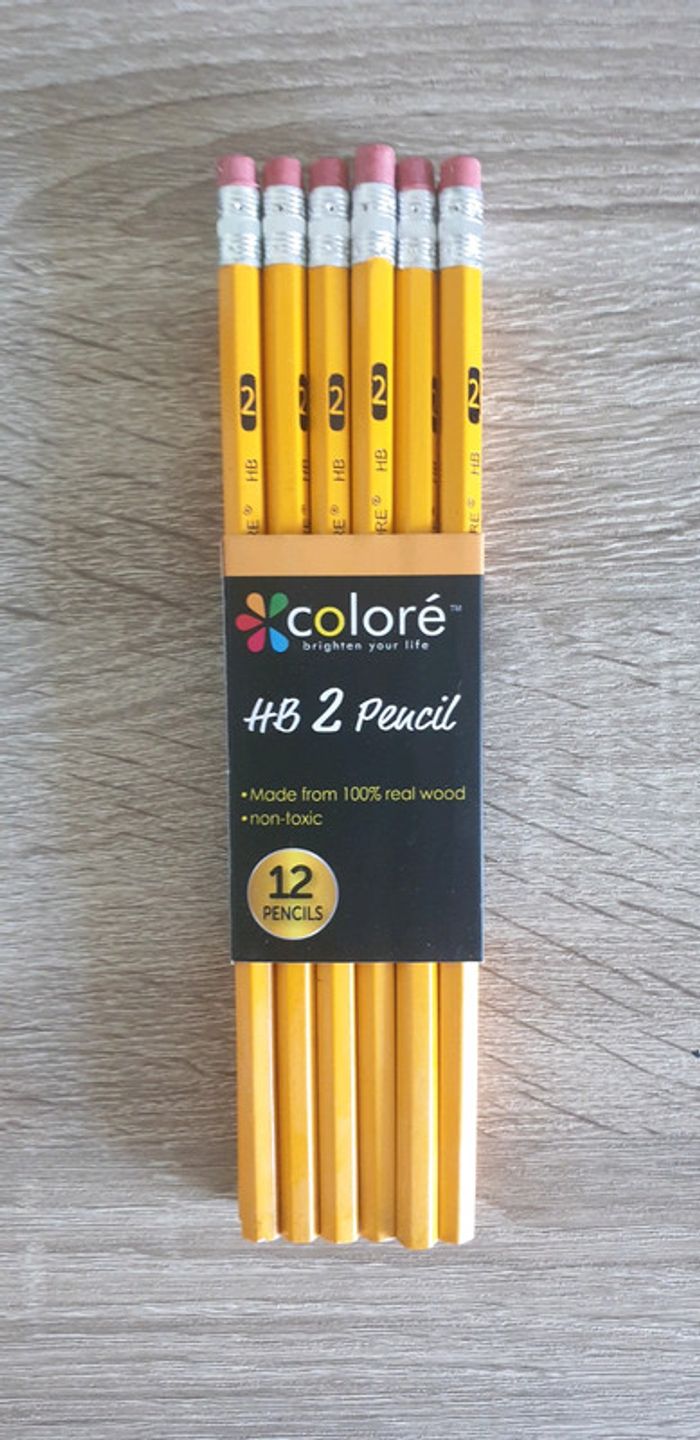 5 Crayons avec gomme