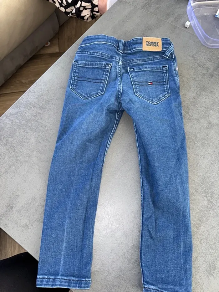 Jean tommy Hilfiger - photo numéro 2
