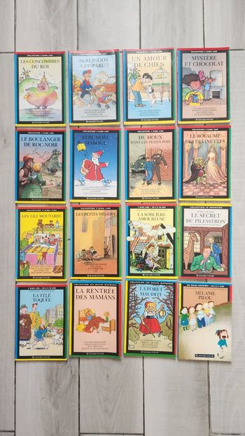 Lot de 16 livres pour enfants. 