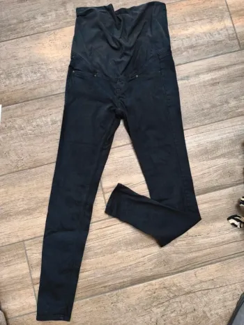 Pantalon de grossesse