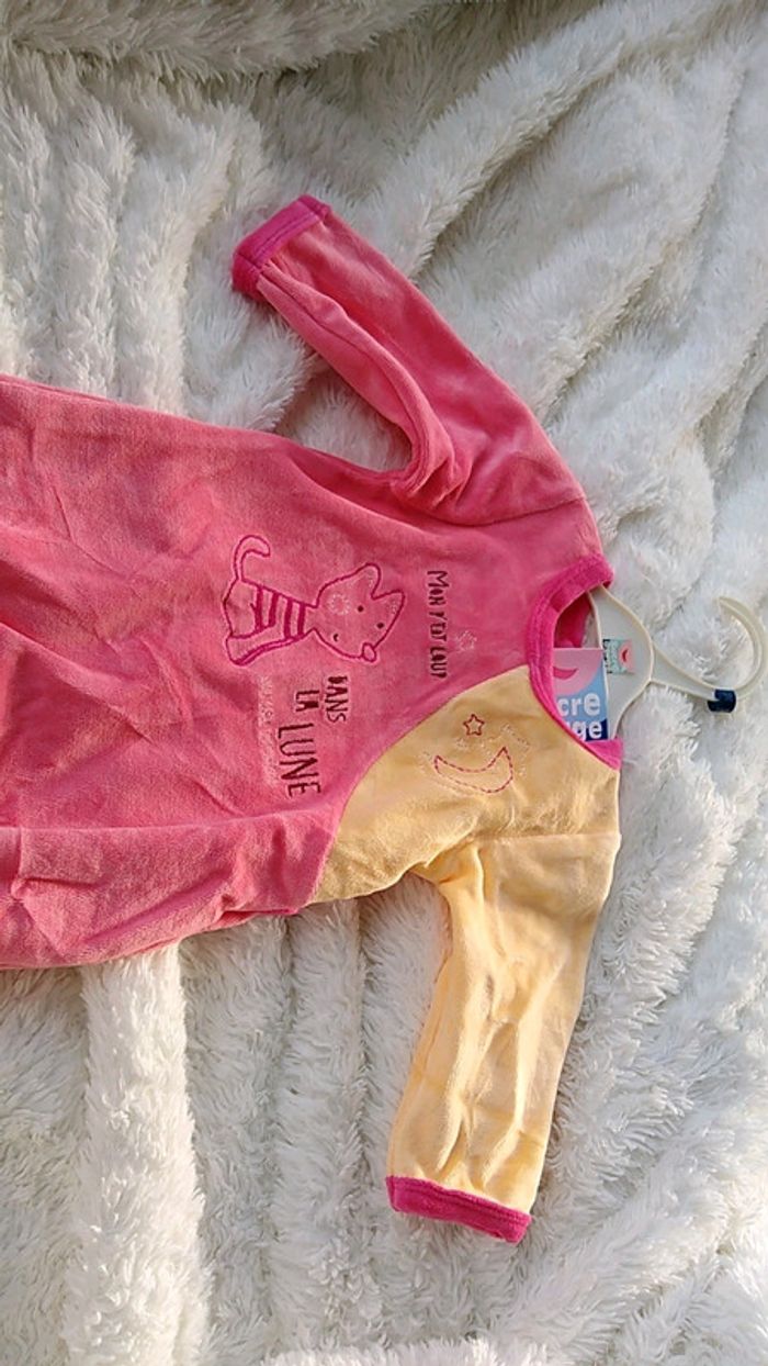 Pyjama NEUF - photo numéro 2
