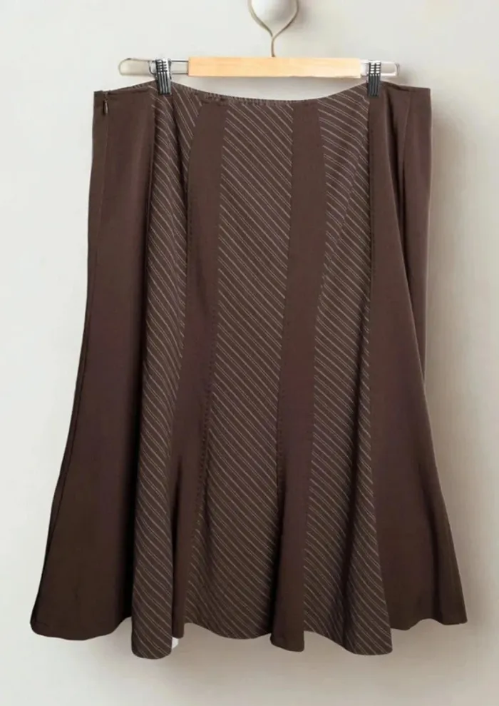 Jupe mi longue marron • Brown skirt Pretesto Taille 44/46 - photo numéro 4