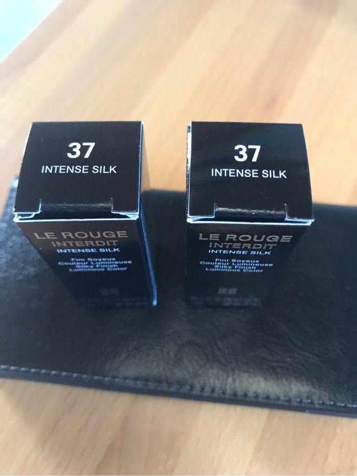 Givenchy Le rouge Interdit x 2 💄 - photo numéro 5