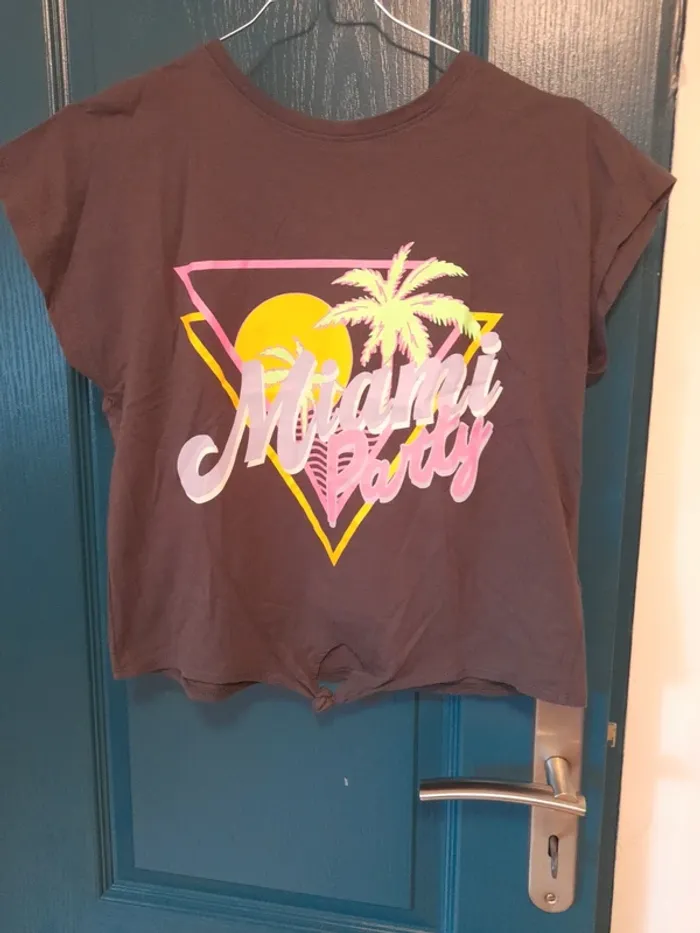 T shirt taille 12 ans - photo numéro 2
