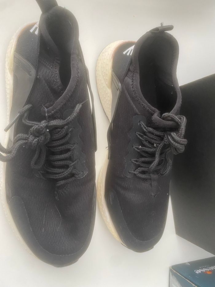 Paire de baskets - photo numéro 3