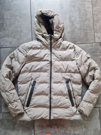 DOUDOUNE TED LAPIDUS TAILLE XXL SUR L'ÉTIQUETTE MAIS TAILLE PLUTÔT XL NEUF